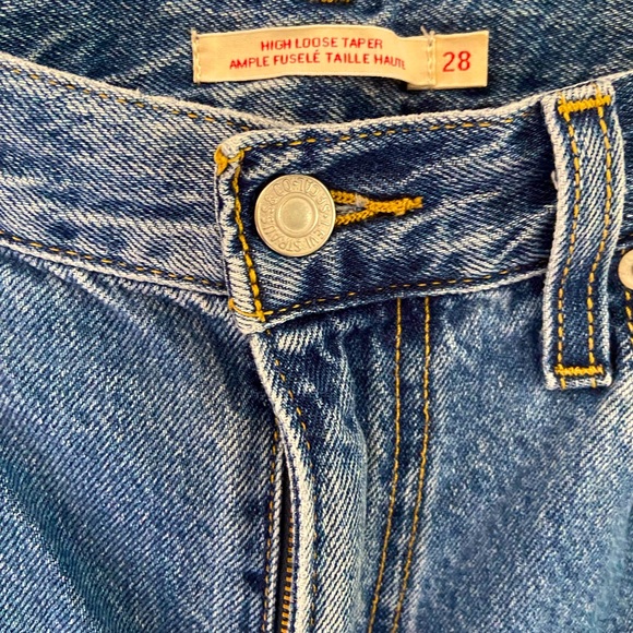Levi’s Vintage Premium High Rise Loose Fit Taper 90’s Jeans Medium Wash Size 28 - Picture 7 of 8